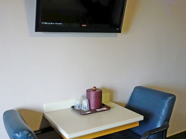 Ricky Motel — photo 5